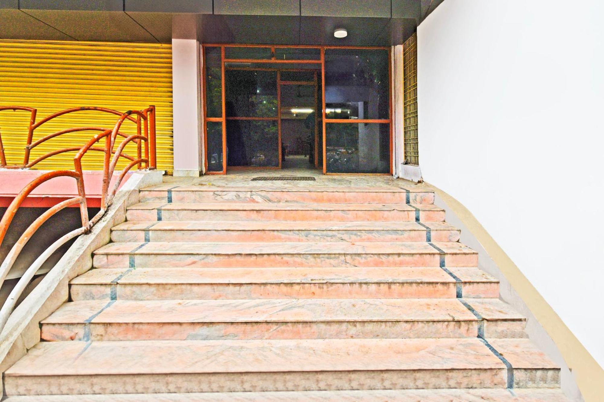 Super Collection O Sanath Nagar Near Railway Station Hotel Хидерабад Екстериор снимка